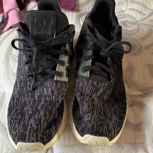 Adida NMD’s women’s size 10. Worn twice